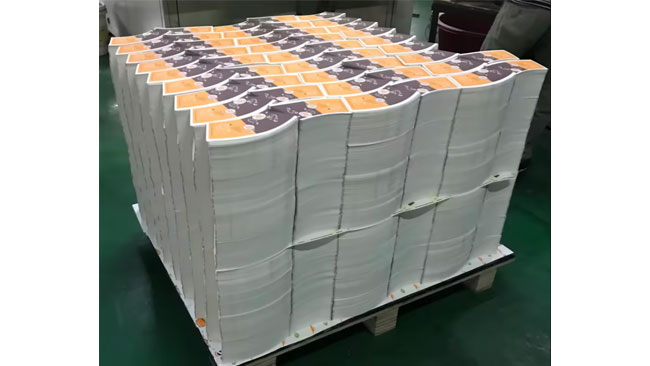 Máquina de impresión y perforación de vasos de papel en forma de abanico