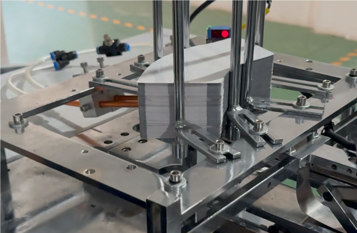 Automatic Disposable Ice Cream Cone Paper Wrapper and Firework Wrapper Making Machine